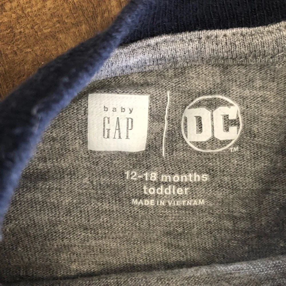 12-18M GAP Superman Tee